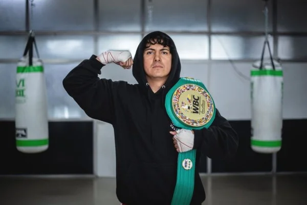 boxing champion belt